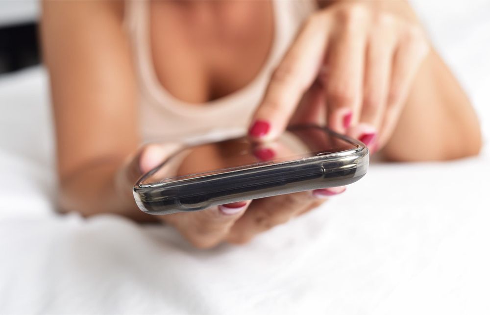 6 Tips for Maintaining Intimacy During Lockdown