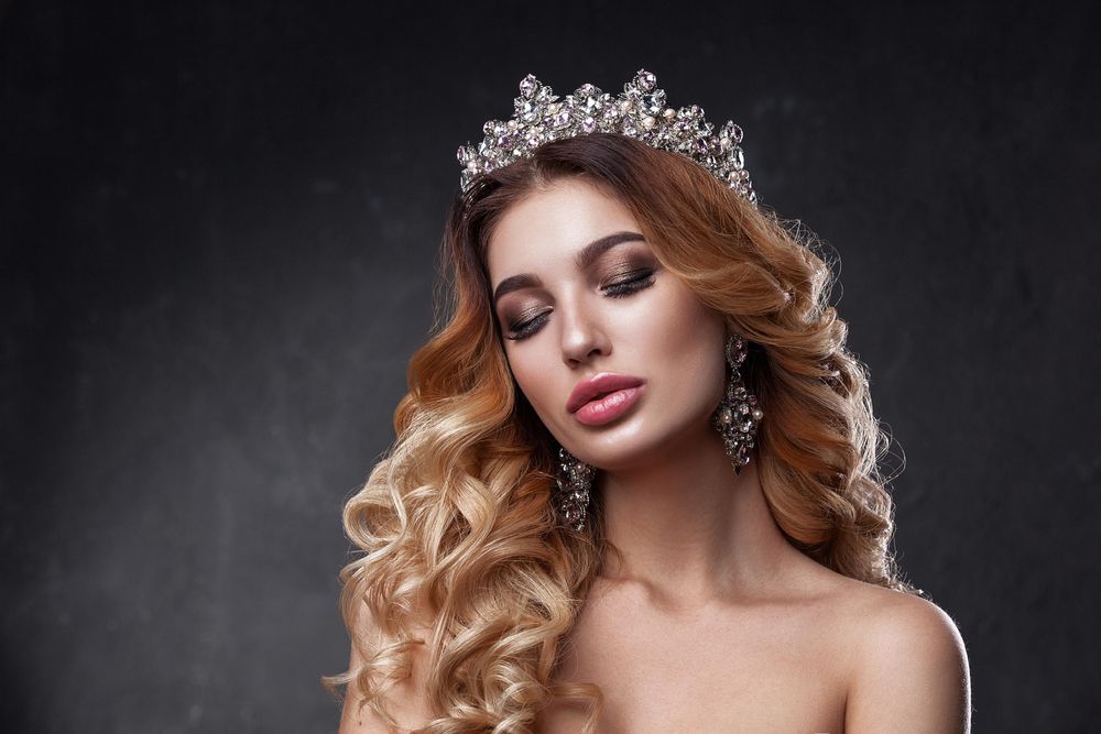 These Luxury Luna Love Beads by Lelo Will Have You Feeling Like Royalty