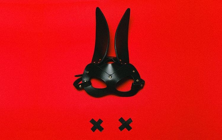 A Crash Course in BDSM Roleplay (Ideas + Expert Tips)